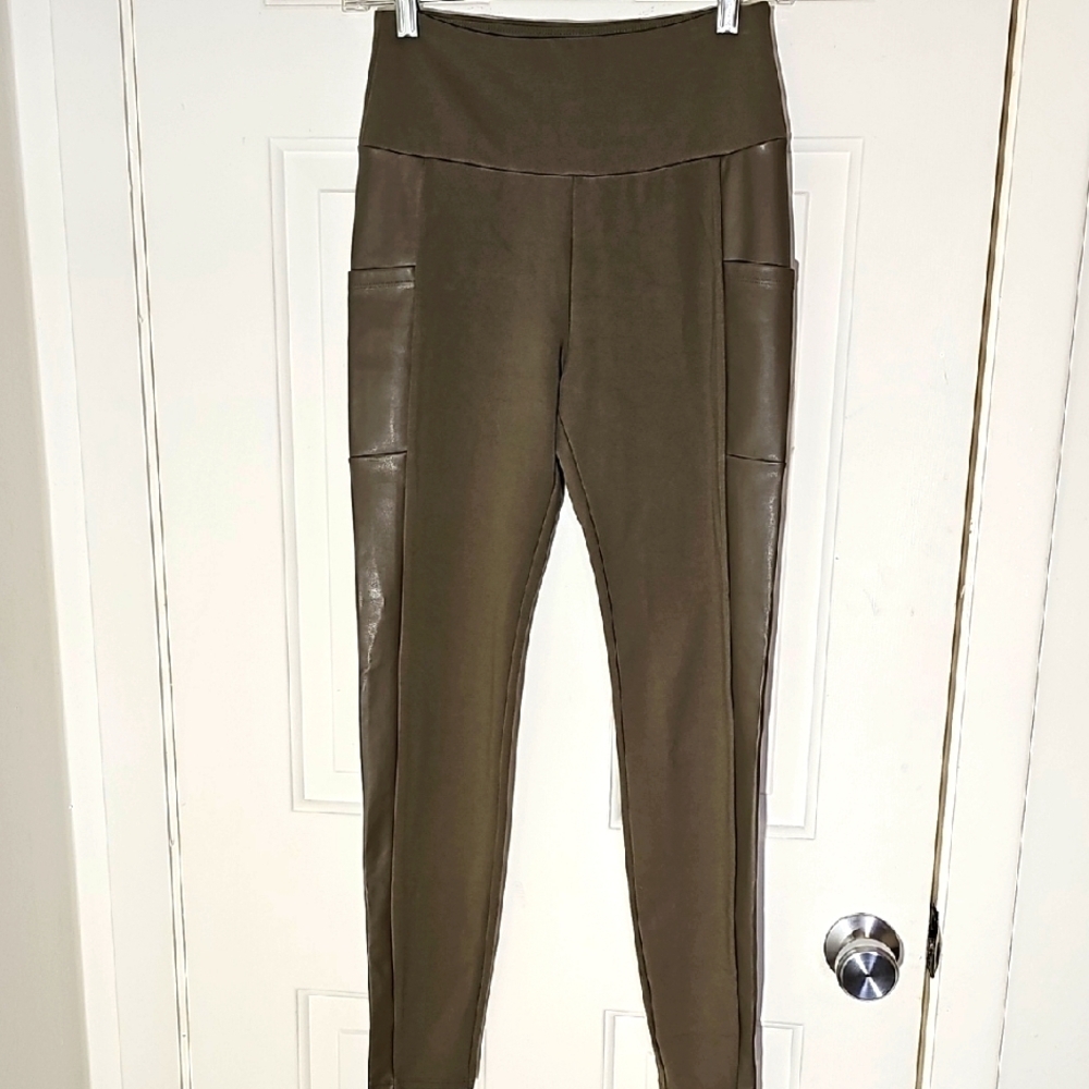Giuliana Olive High-Waisted Women's Legings. Side Pockets. XS